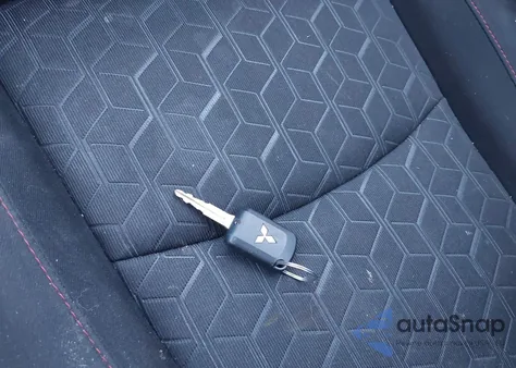 2022 Mitsubishi Outlander Sport 2.0 Be 2Wd/2.0 Es 2Wd/2.0 Le 2Wd/2.0 S 2Wd from USA, damaged, VIN JA4APUAU2NU018535